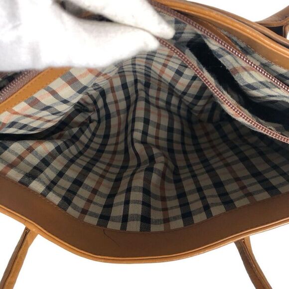 Authentic DAKS London Check Pattern Tan Tote Bag - Picture 12 of 14